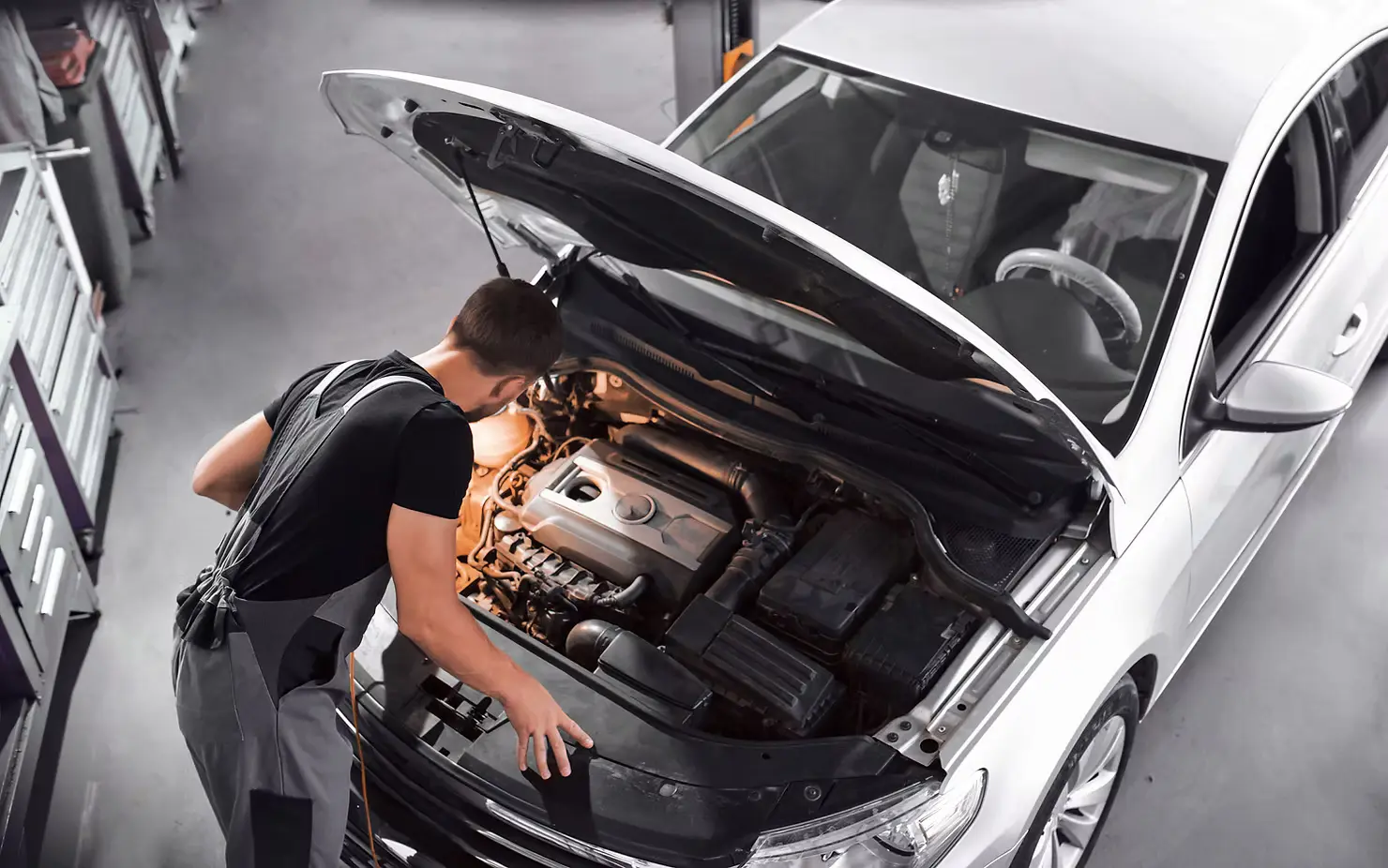 Inspecting the Rental Car Before Use